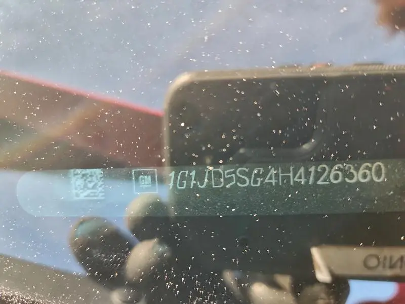 2017 CHEVROLET SONIC LT  