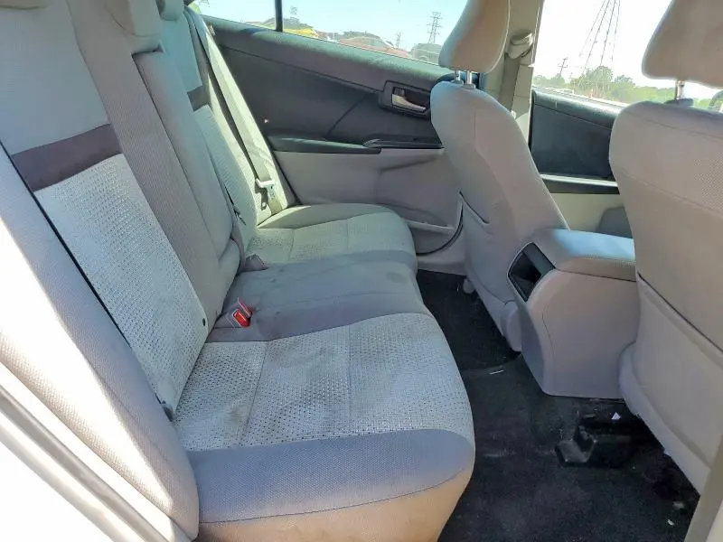 2012 TOYOTA CAMRY LE  