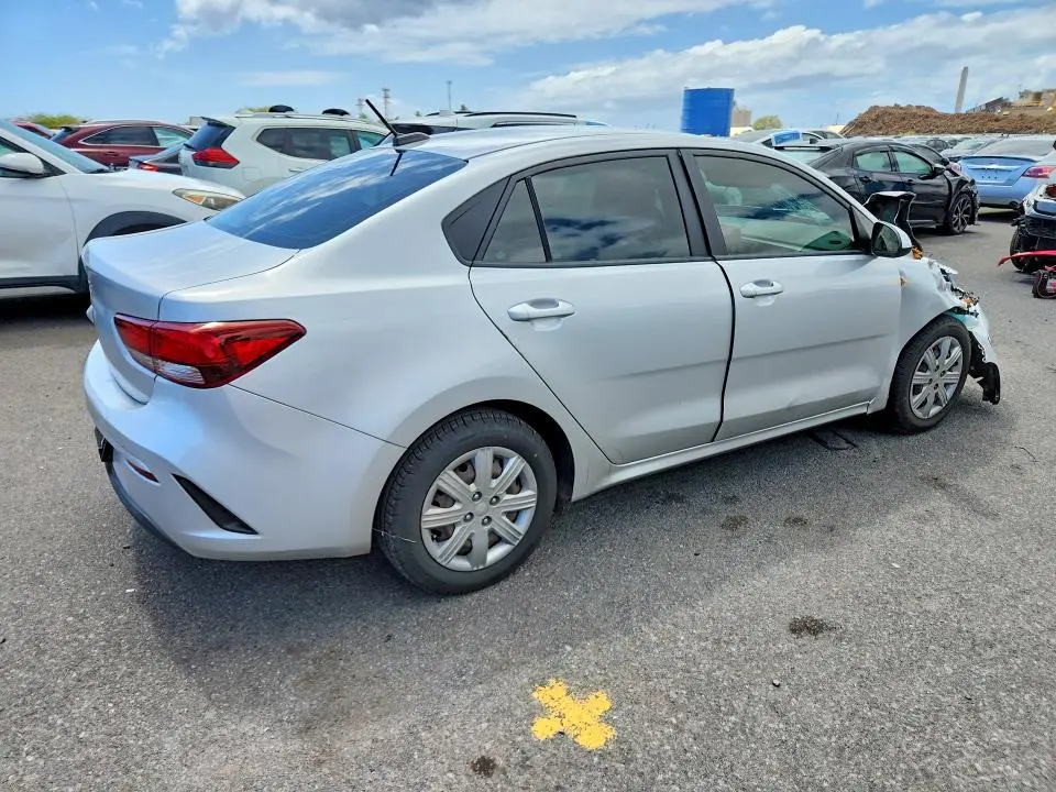 2022 KIA RIO S  