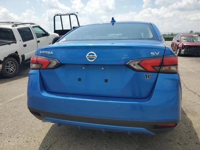 2021 NISSAN VERSA SV  