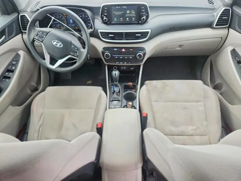 2020 HYUNDAI TUCSON SE  