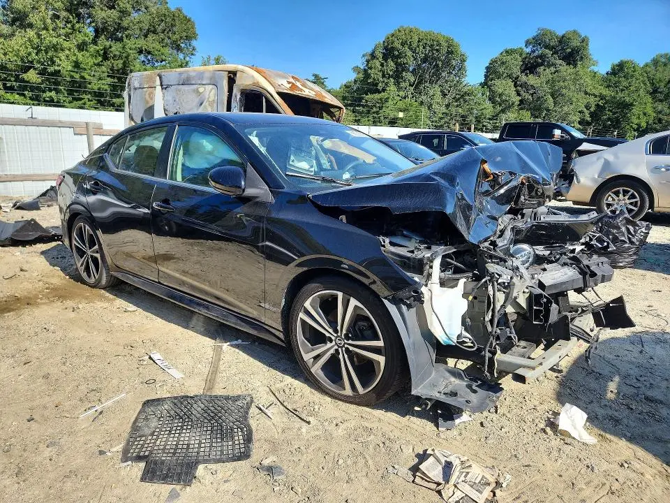 2021 NISSAN SENTRA SR  