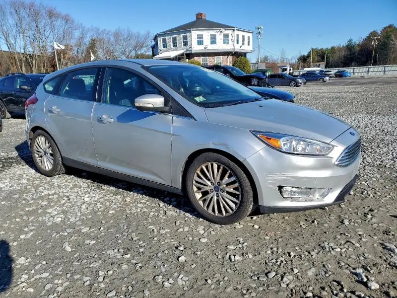 2017 FORD FOCUS TITANIUM  