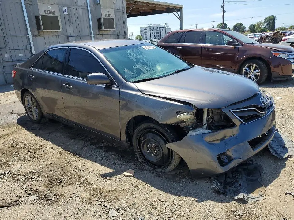 2011 TOYOTA CAMRY LE  