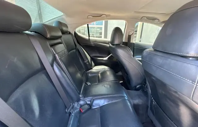 2011 LEXUS IS 250  