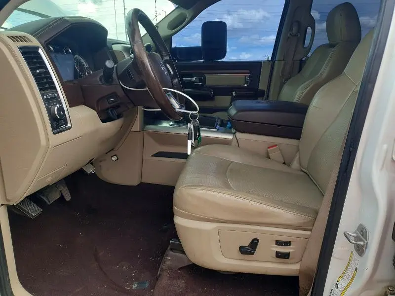 2013 RAM 2500 LARAMIE  