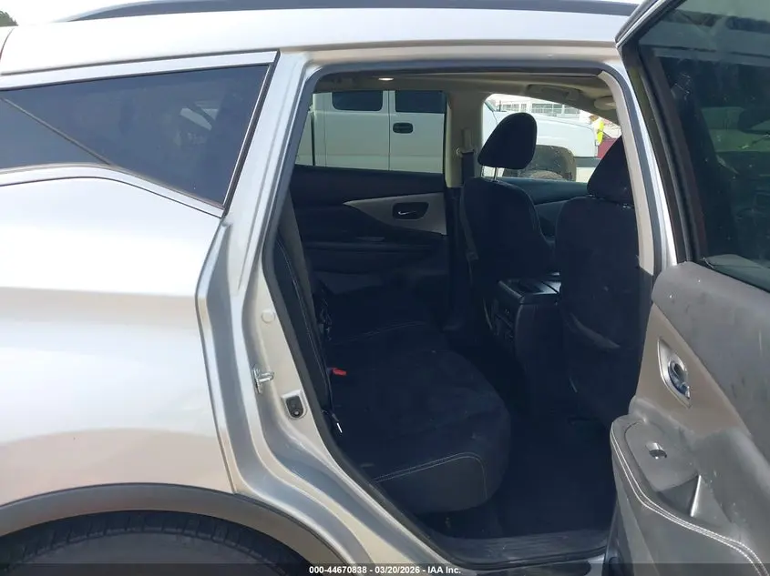 2019 NISSAN MURANO SV