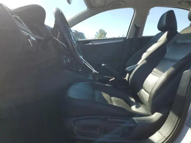 2018 VOLKSWAGEN JETTA SE  