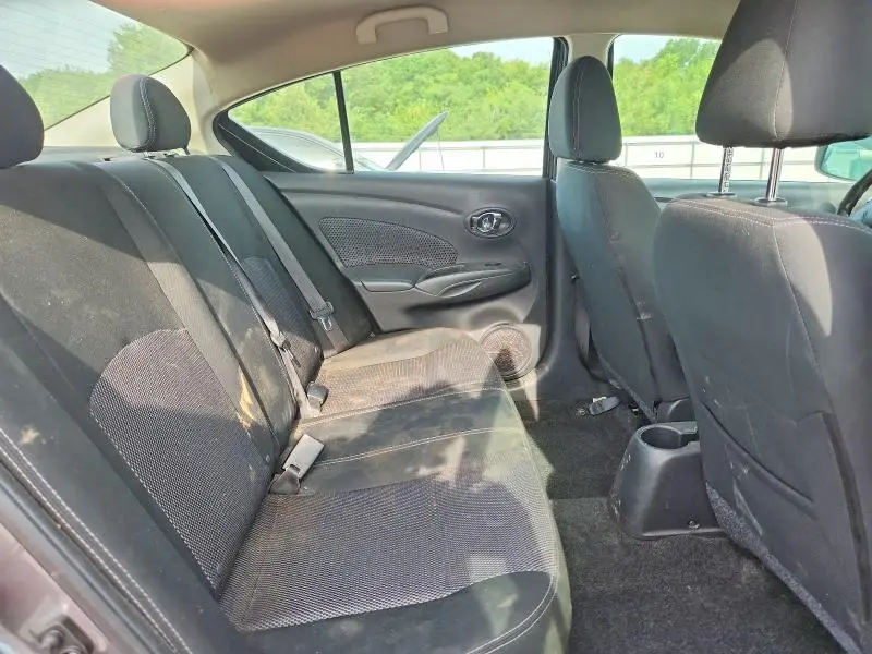 2018 NISSAN VERSA SV  