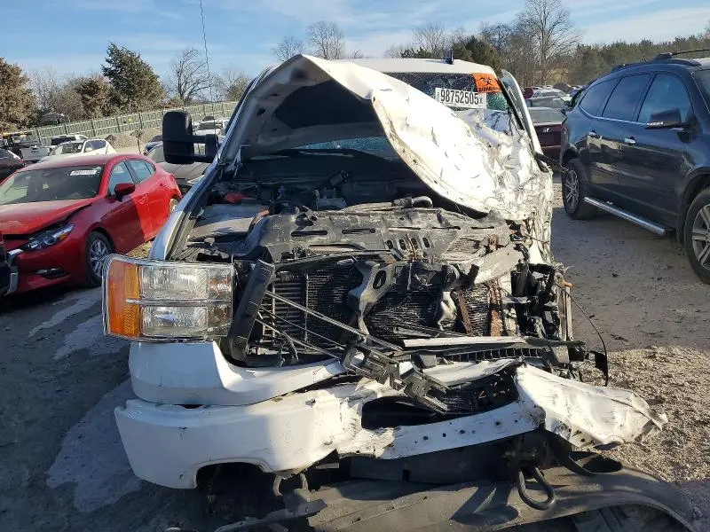 2014 GMC SIERRA K2500 DENALI  