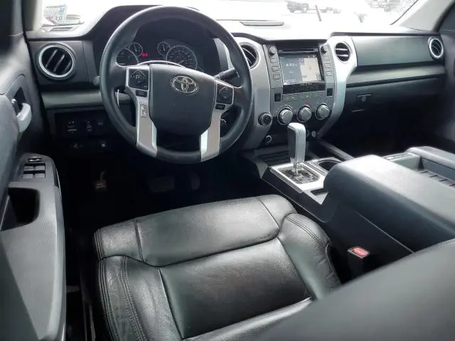 2016 TOYOTA TUNDRA CREWMAX SR5  