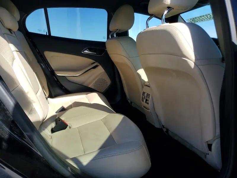 2018 MERCEDES-BENZ GLA250   