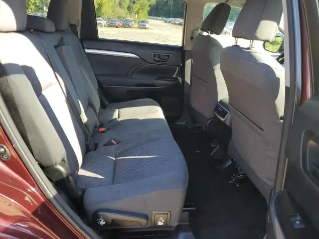 2015 TOYOTA HIGHLANDER LE  