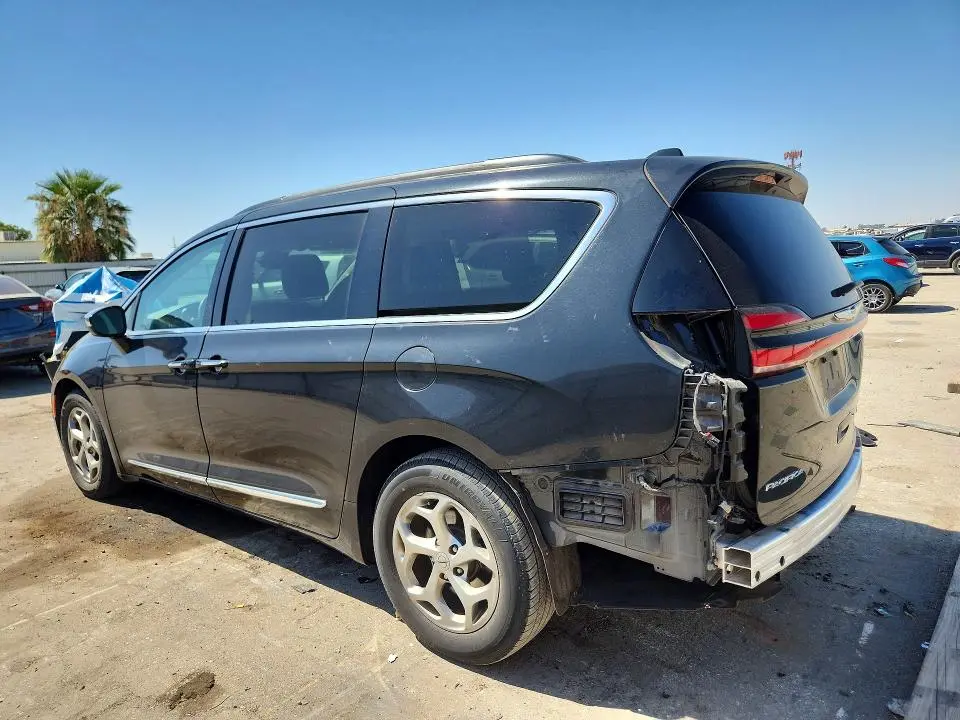 2022 CHRYSLER PACIFICA LIMITED  