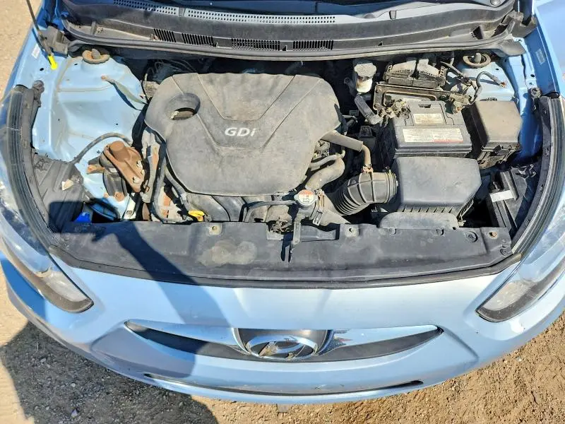 2013 HYUNDAI ACCENT SE  