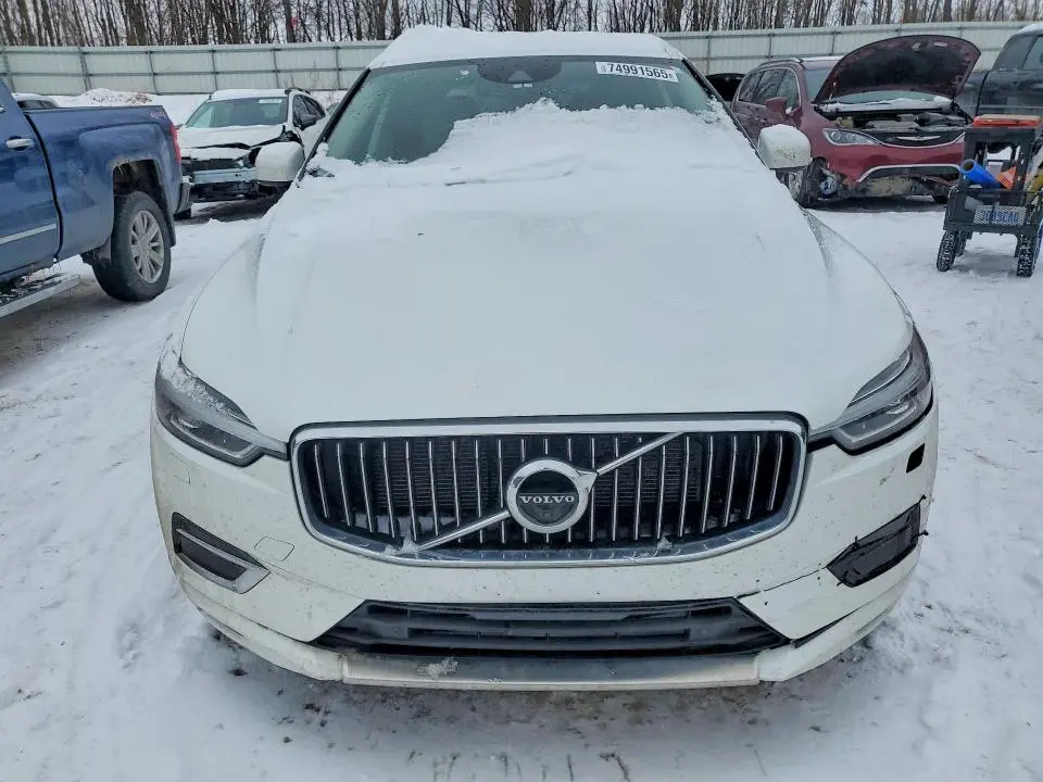 2018 VOLVO XC60 T6  