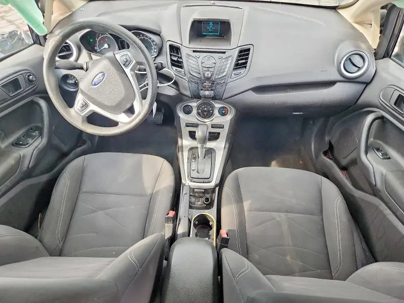 2017 FORD FIESTA SE  