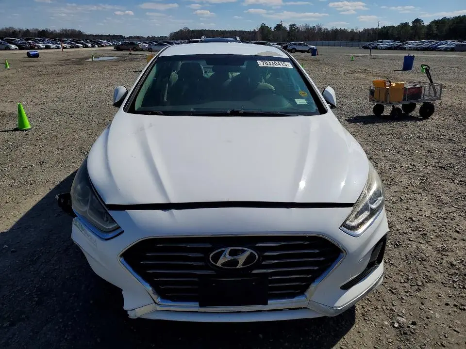 2018 HYUNDAI SONATA SE  