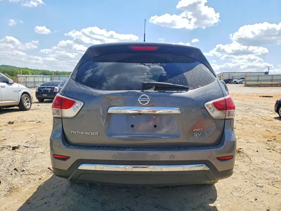2015 NISSAN PATHFINDER SV  
