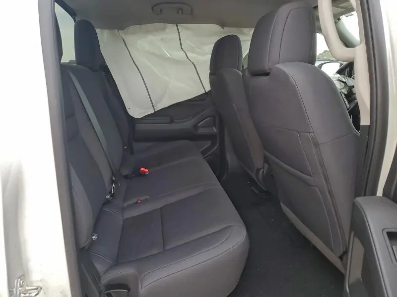 2025 NISSAN FRONTIER S  