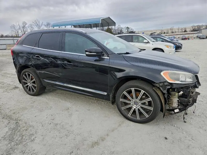 2016 VOLVO XC60 T6 PLATINUM  