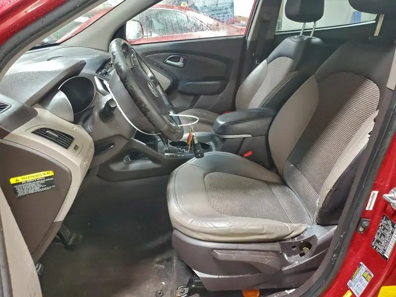 2011 HYUNDAI TUCSON GLS  