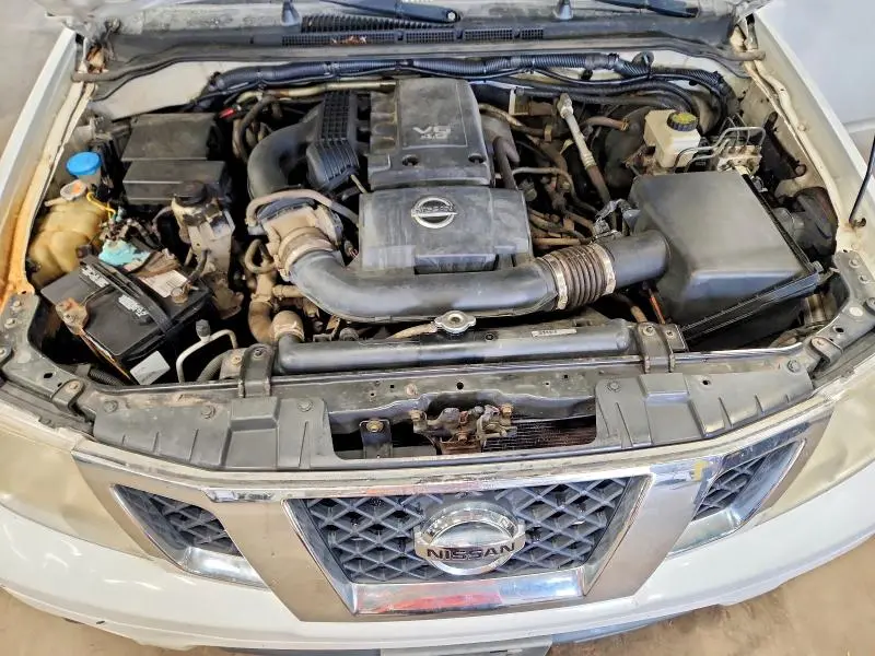 2012 NISSAN FRONTIER SV V6  