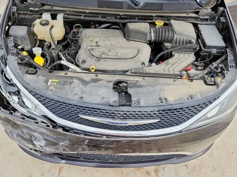 2019 CHRYSLER PACIFICA LIMITED  