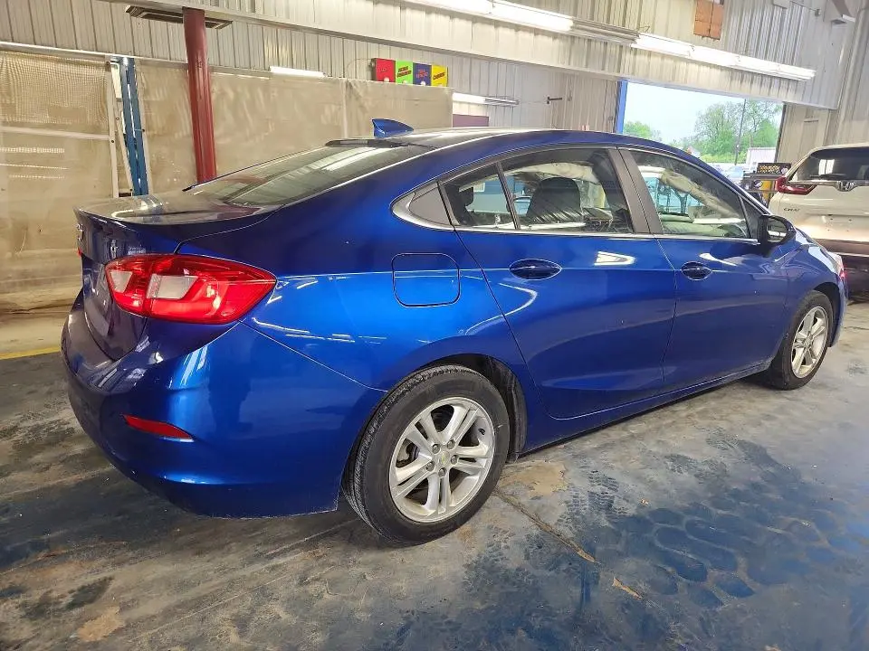 2016 CHEVROLET CRUZE LT  