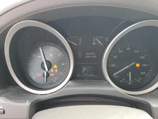 2013 TOYOTA LAND CRUISER   