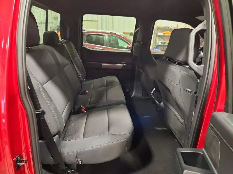 2025 FORD F150 XLT  