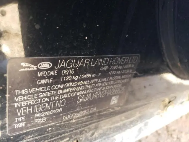 2017 JAGUAR XE PREMIUM  