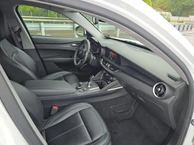 2019 ALFA ROMEO STELVIO   