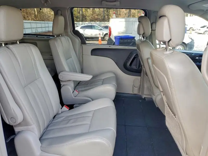 2014 CHRYSLER TOWN & COUNTRY TOURING L  