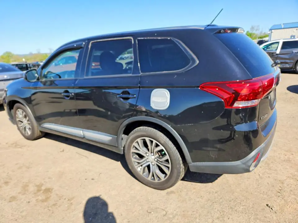 2016 MITSUBISHI OUTLANDER SE  