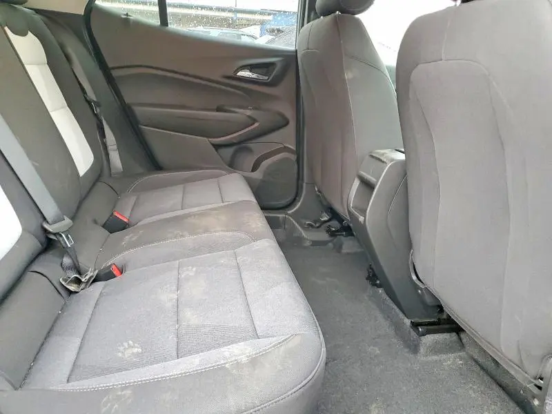 2025 CHEVROLET TRAX LS  