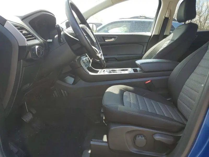2023 FORD EDGE SE  