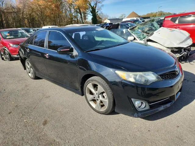 2013 TOYOTA CAMRY SE  