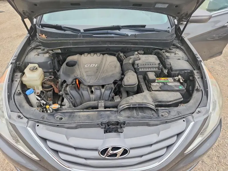 2011 HYUNDAI SONATA GLS  
