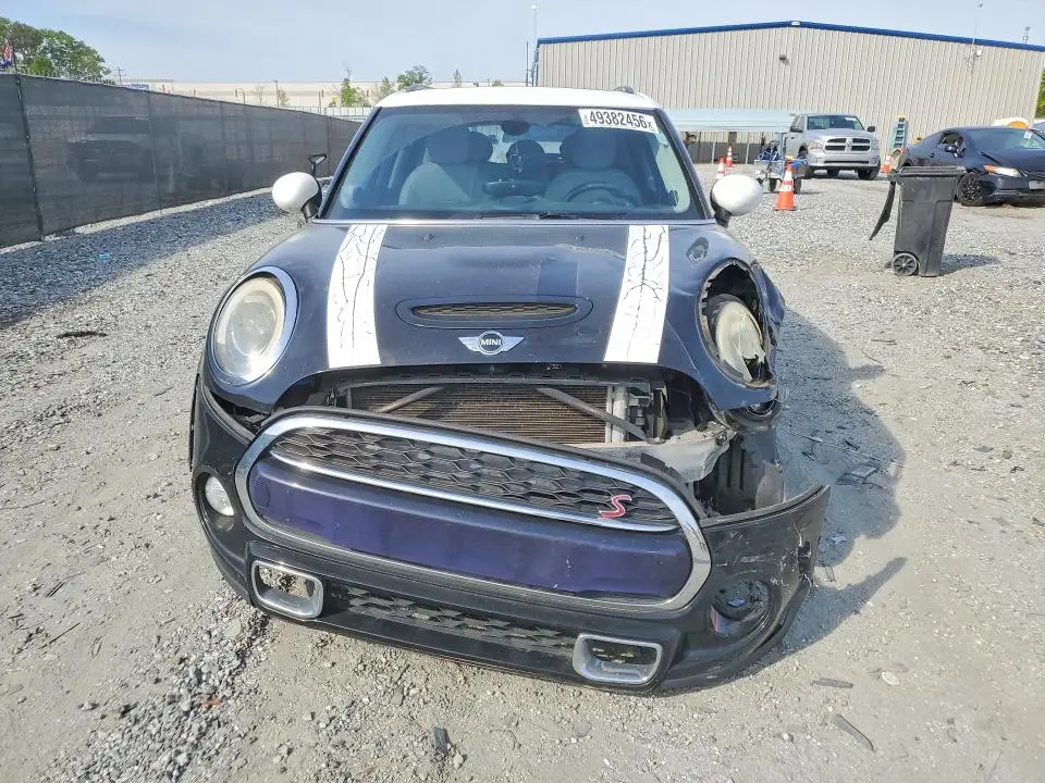2017 MINI COOPER S  