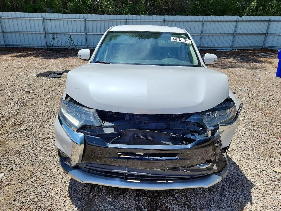 2016 MITSUBISHI OUTLANDER SE  