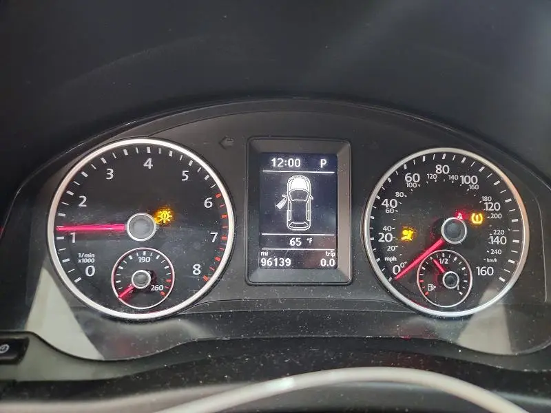 2016 VOLKSWAGEN TIGUAN S  