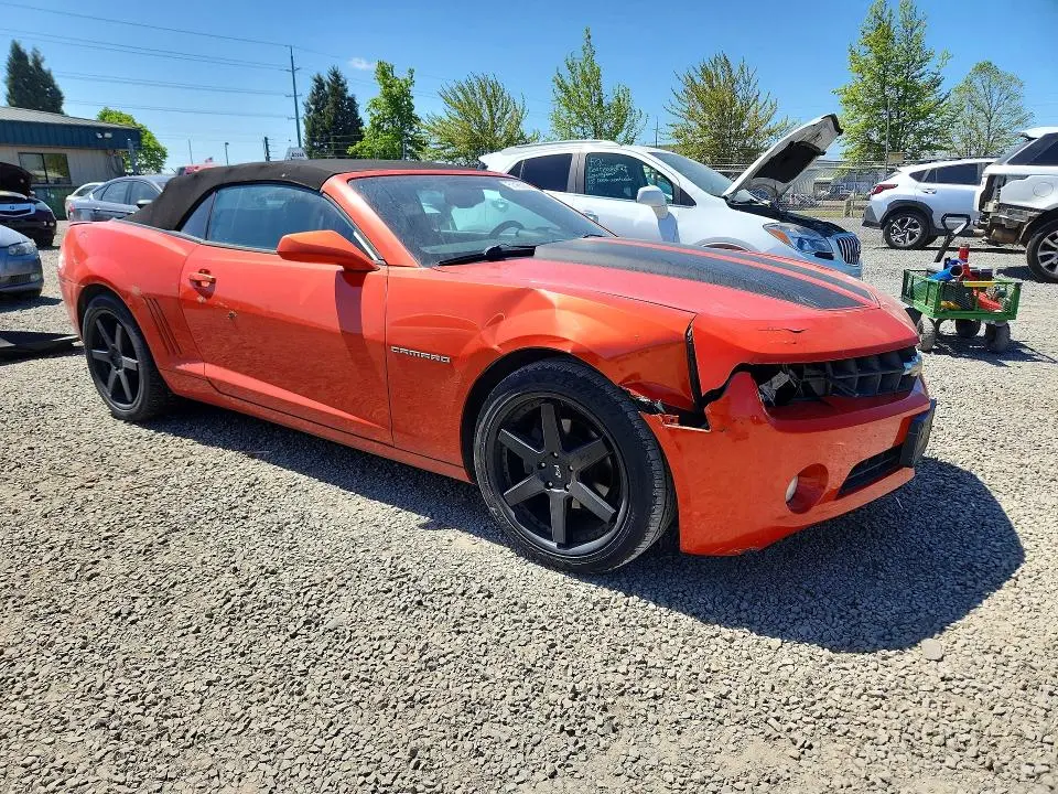 2011 CHEVROLET CAMARO LT  