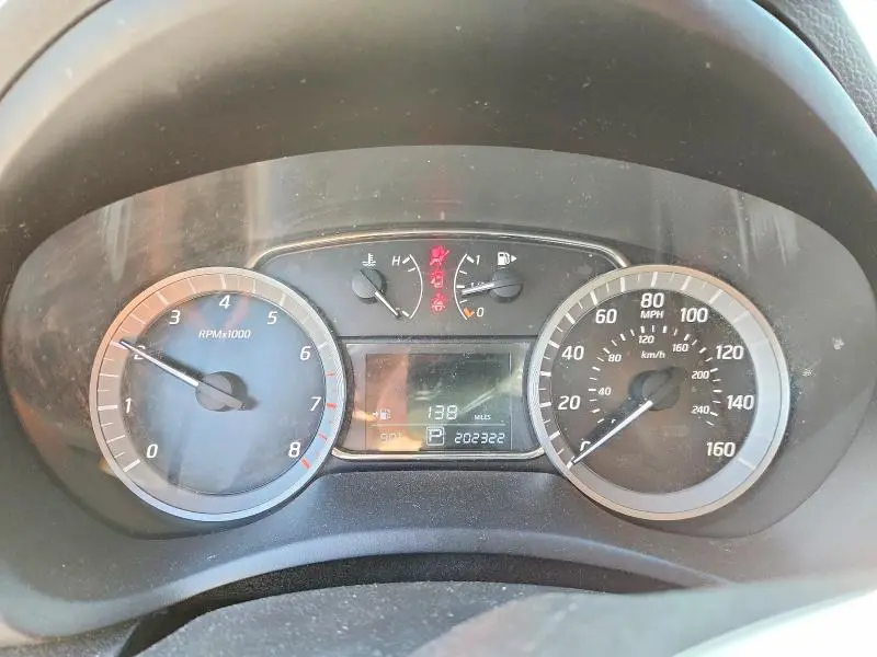 2015 NISSAN SENTRA SV  