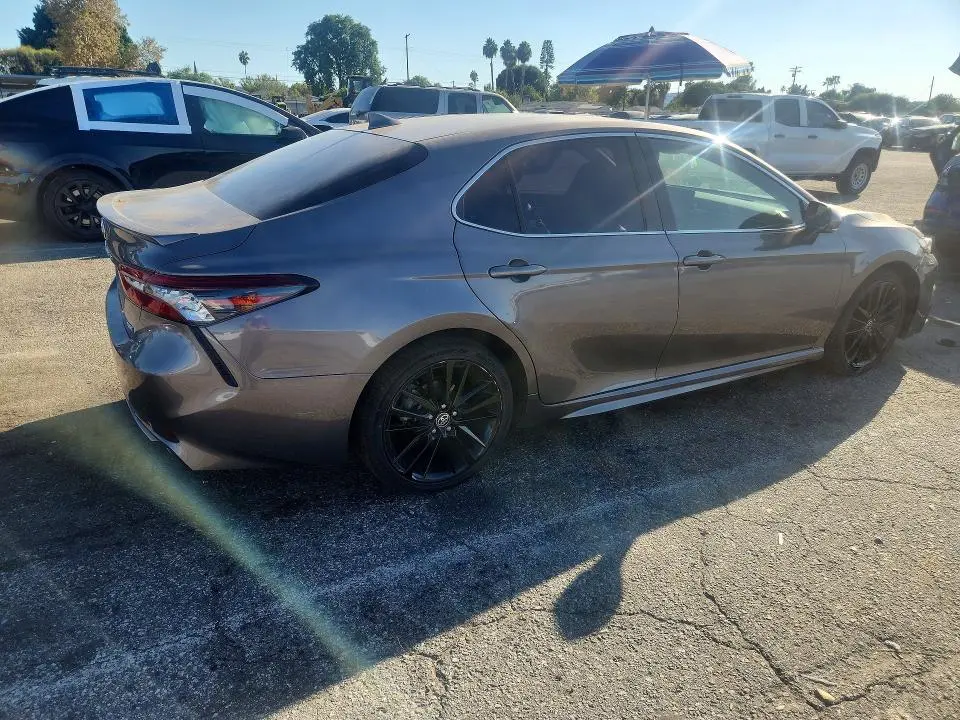 2021 TOYOTA CAMRY XSE  