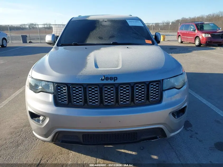 2017 JEEP GRAND CHEROKEE ALTITUDE 4X4