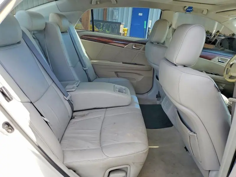 2011 TOYOTA AVALON BASE  