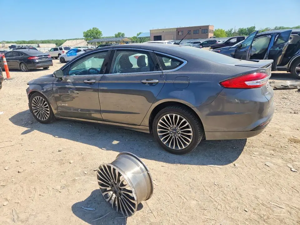 2018 FORD FUSION TITANIUM  