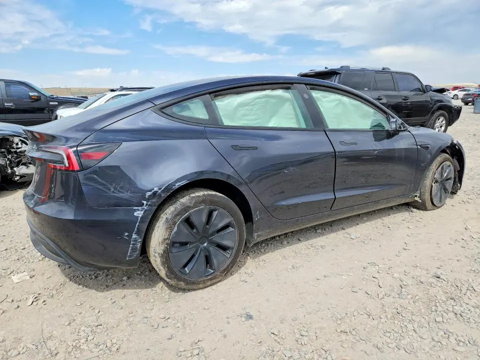 2025 TESLA MODEL 3   