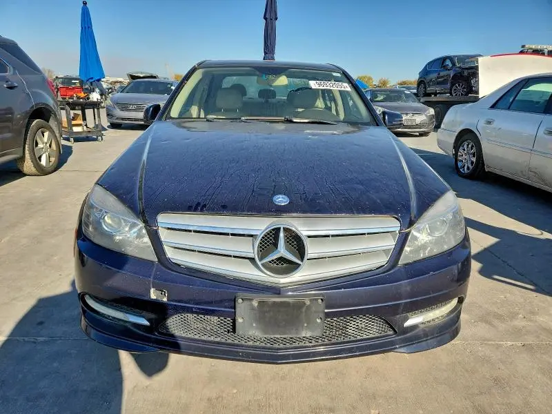 2011 MERCEDES-BENZ C 300  